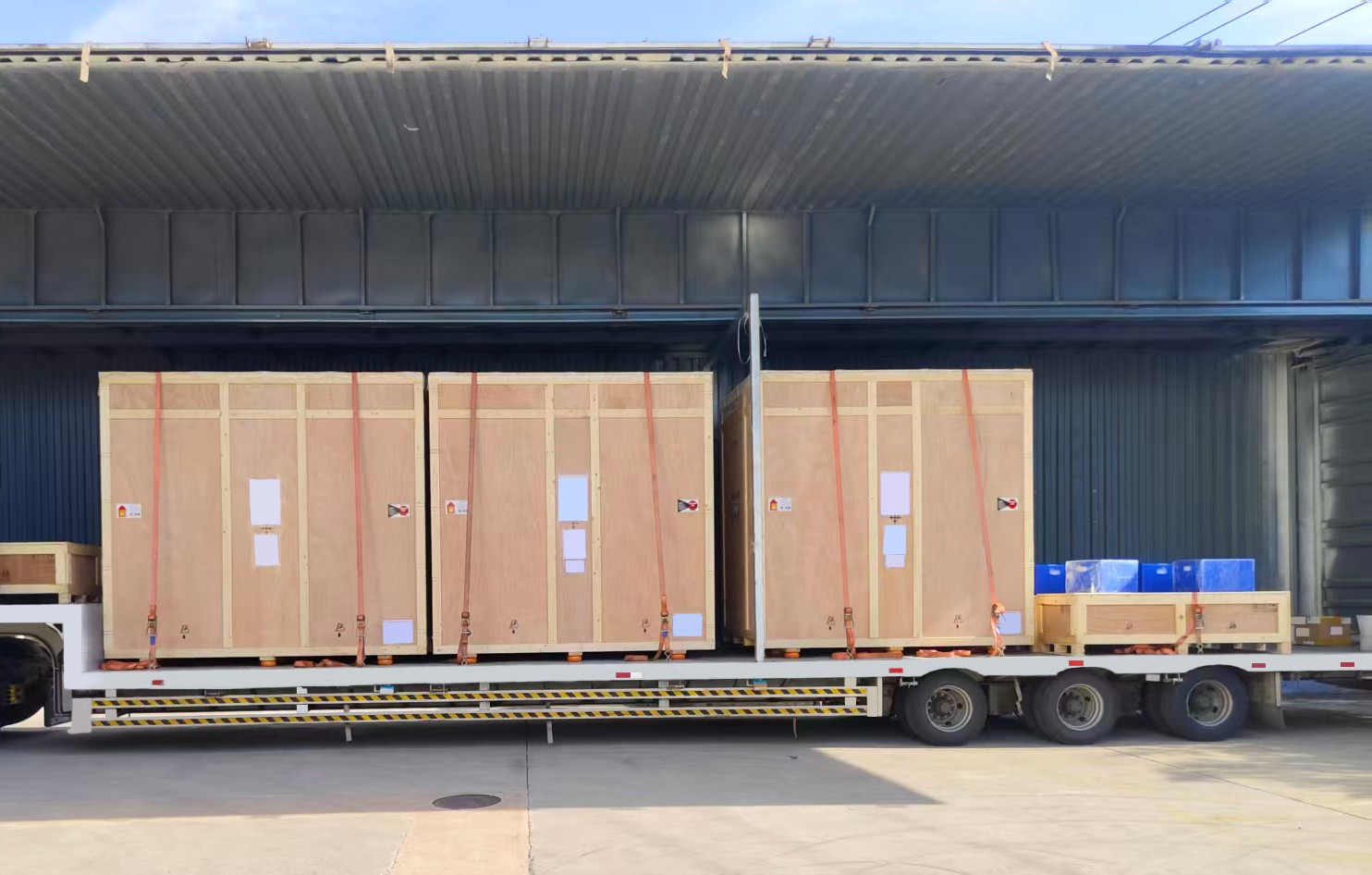 1763448477130777.jpg 微信圖片_20251118105632_20714_158.jpg